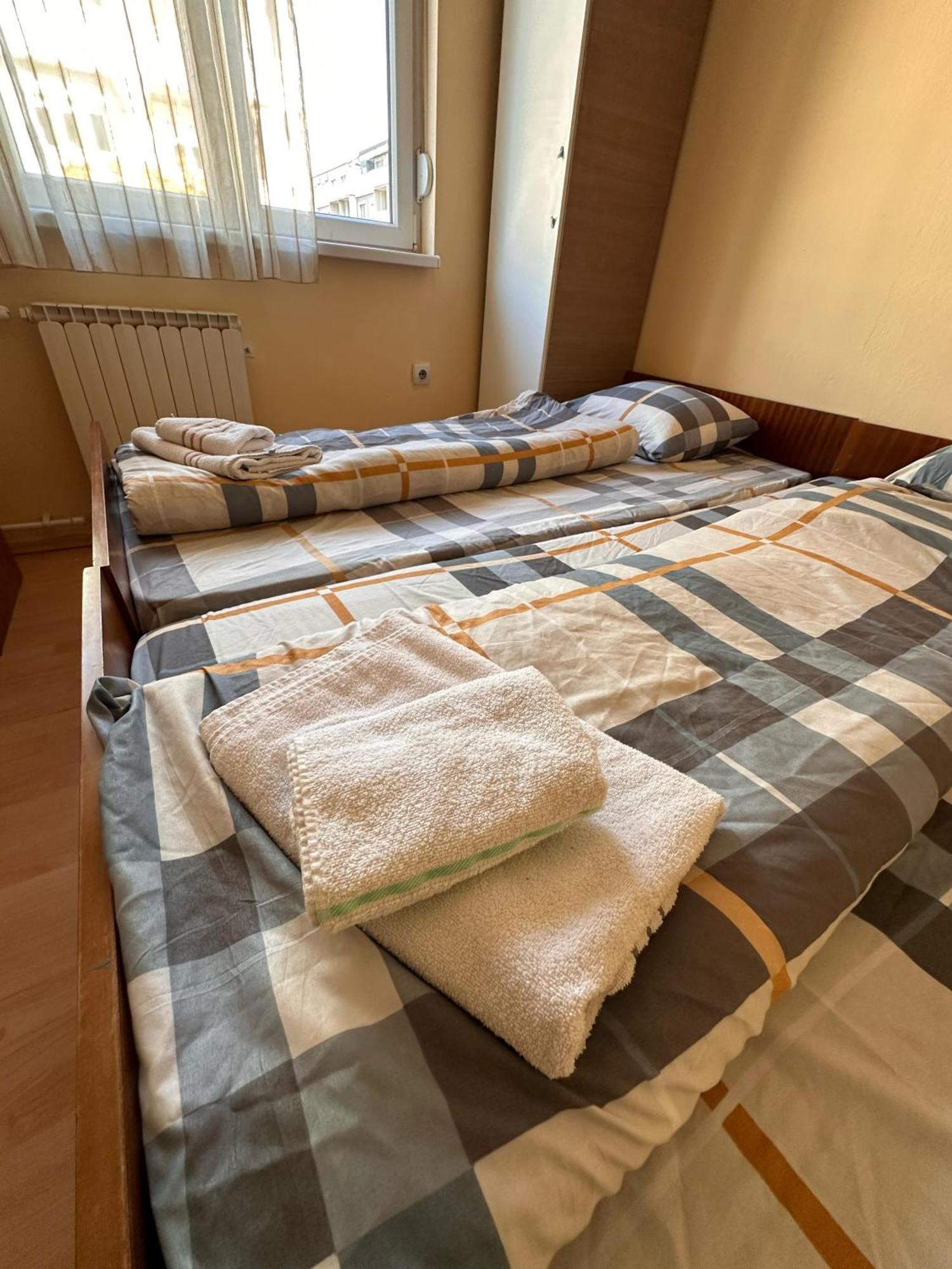 Apartment B Skopje Buitenkant foto